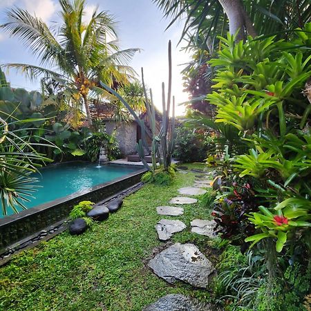 Buda Amitaba Ubud  Exterior photo